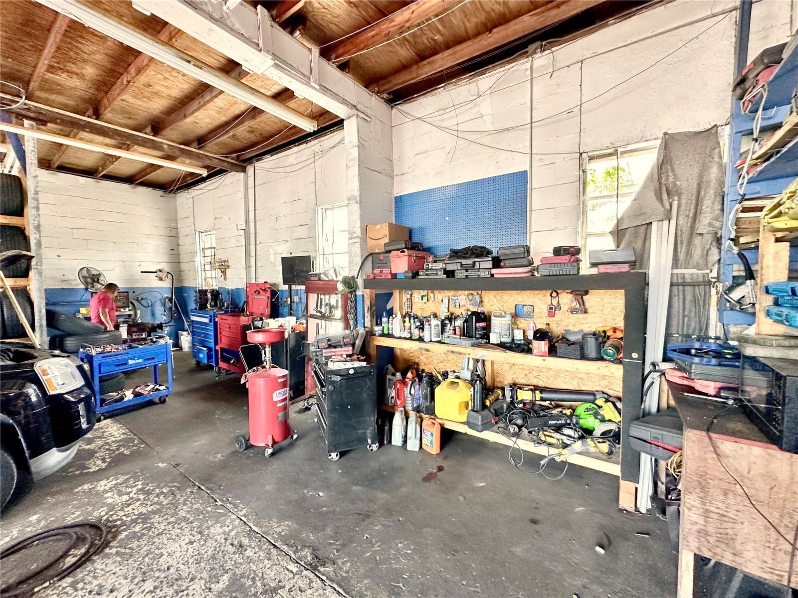 MISSOURI HEIGHTS - Commercial Sale
