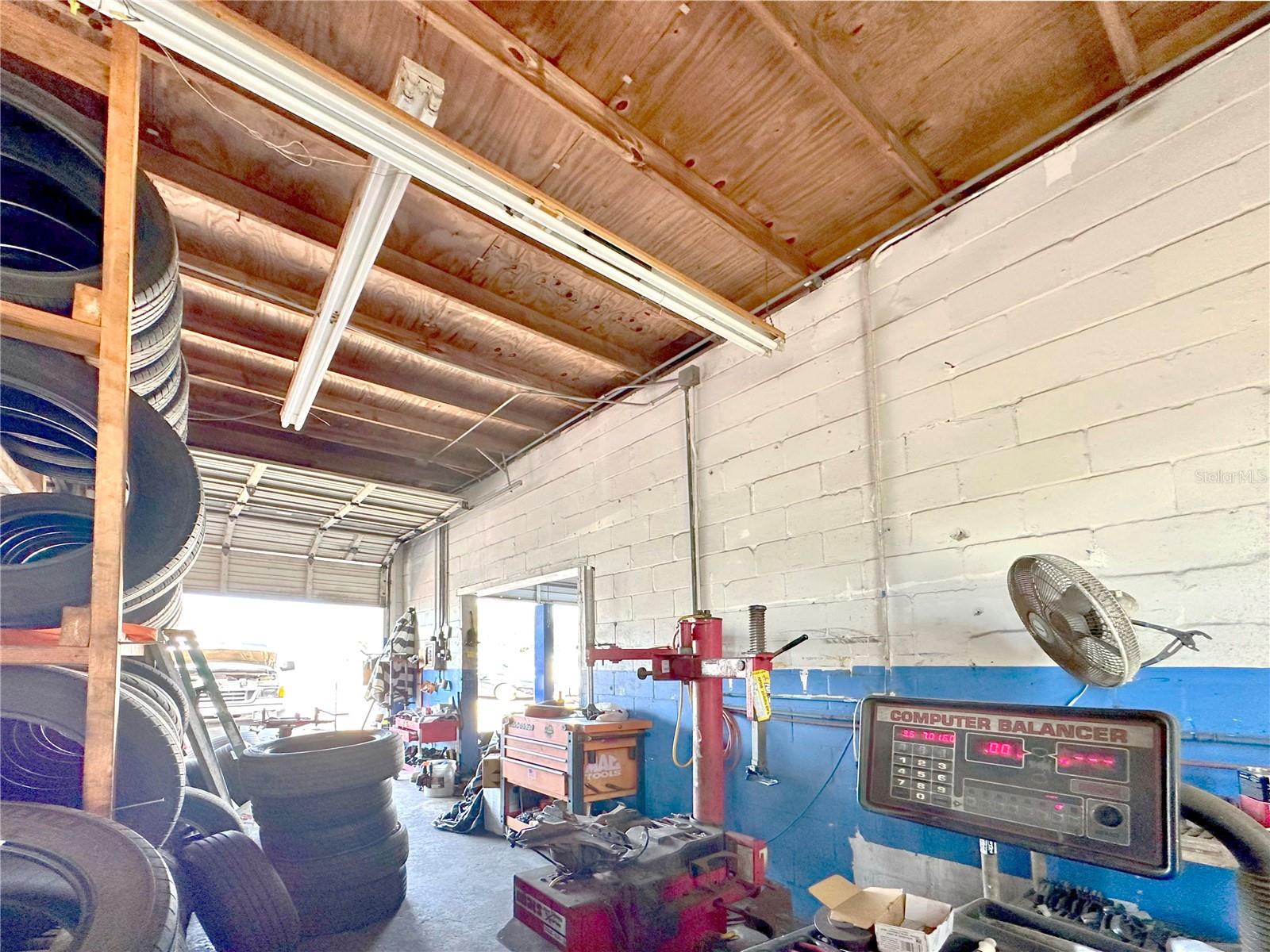 MISSOURI HEIGHTS - Commercial Sale