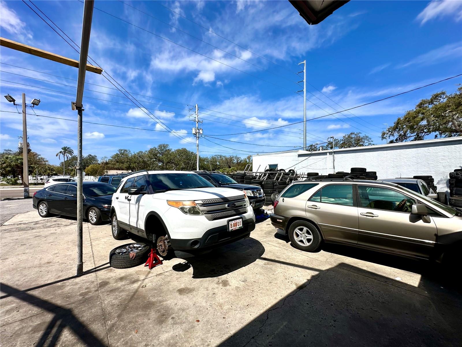 MISSOURI HEIGHTS - Commercial Sale