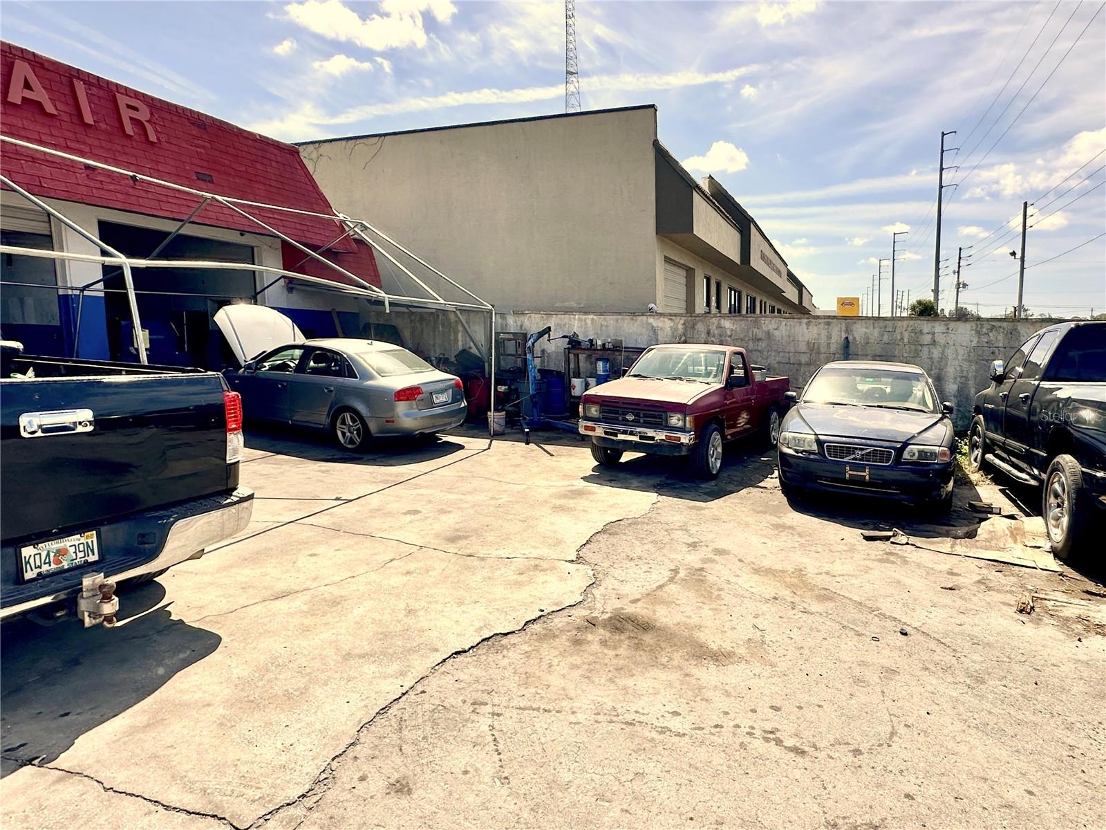 MISSOURI HEIGHTS - Commercial Sale
