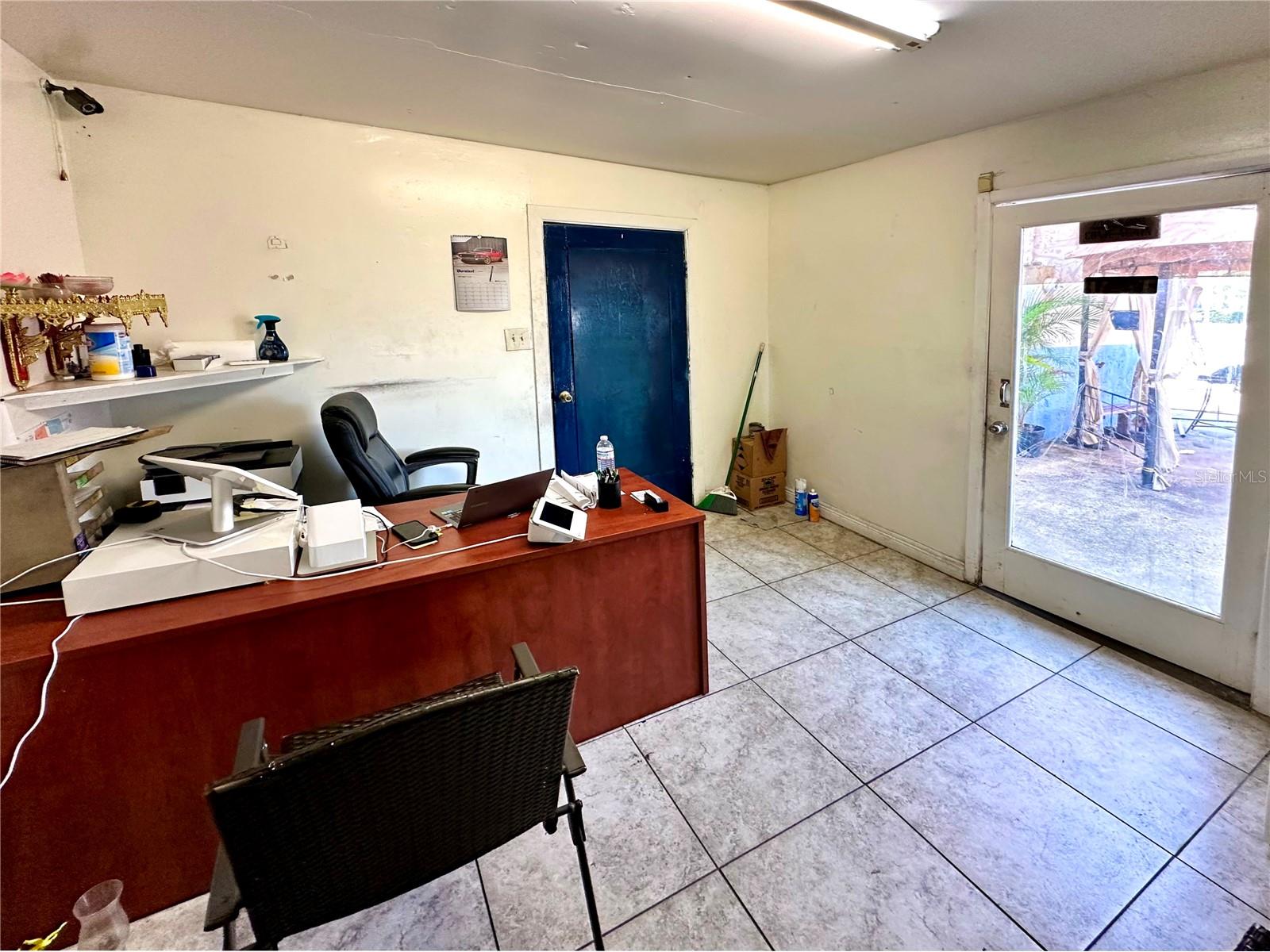 MISSOURI HEIGHTS - Commercial Sale