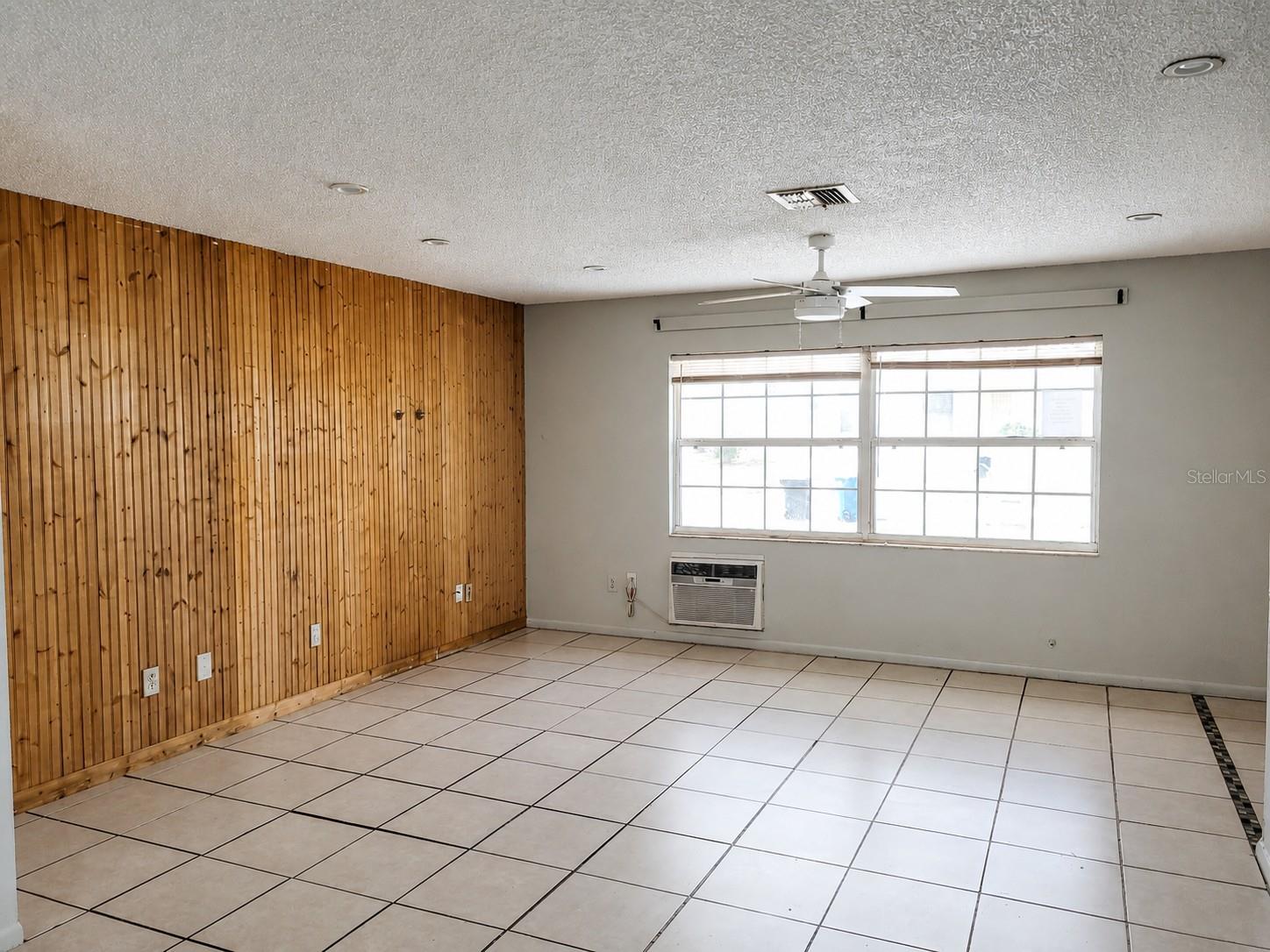 BREEZEWOOD PARK UNIT 07 - Residential