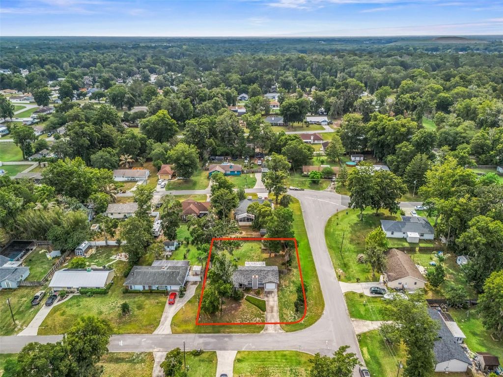 Photo of 5073 SE 33rd Terrace, Ocala, FL 34480 (MLS # TB8507198)