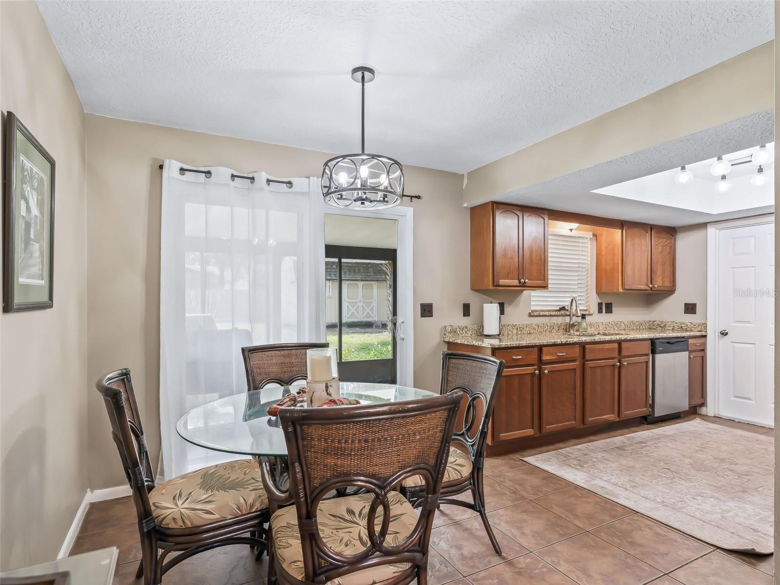 SOUTH OAK - Residential