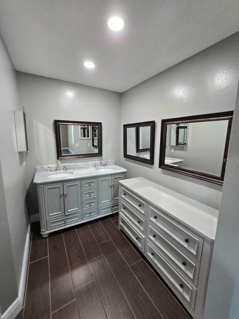 COLLEGE HEIGHTS PH 03 - Residential Lease