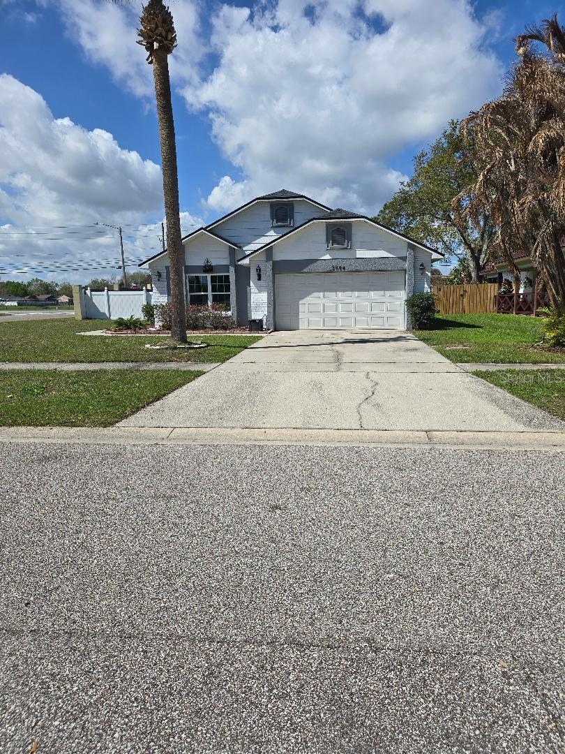 COLLEGE HEIGHTS PH 03 - Residential Lease