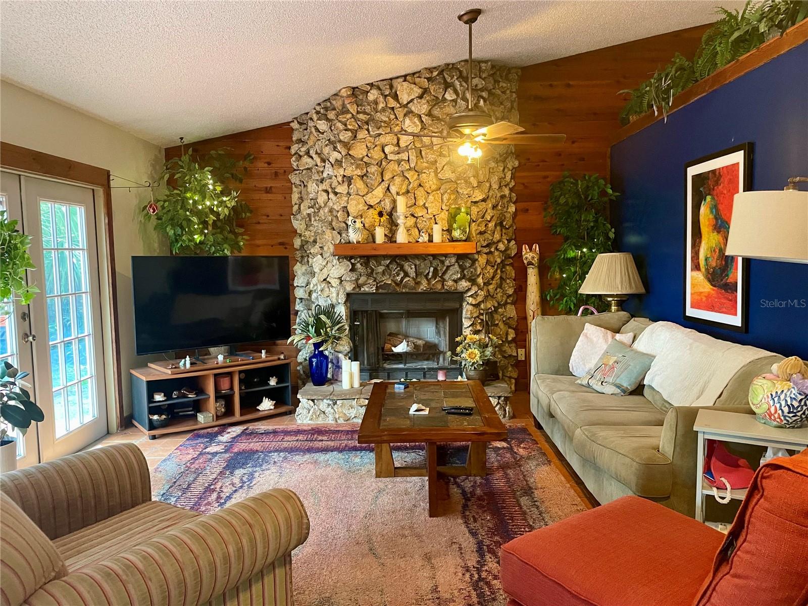 2615 WILLOW OAK DRIVE