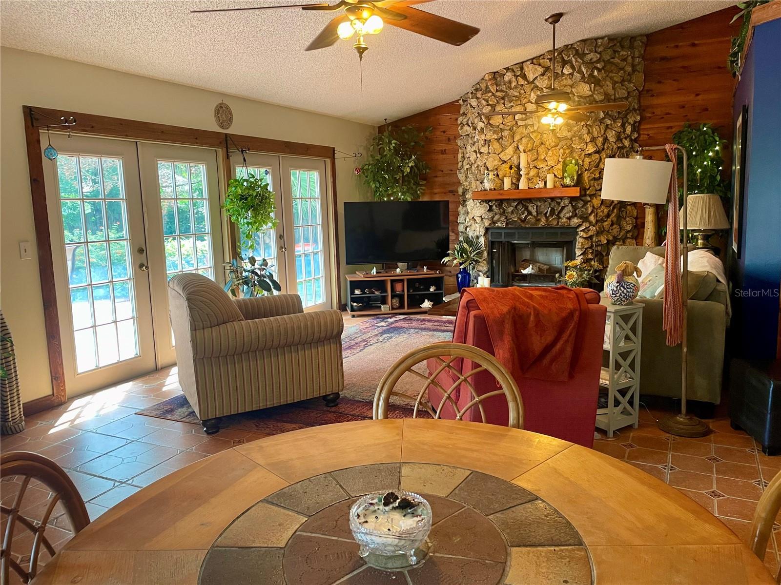 FLORIDA SHORES 01 - Residential