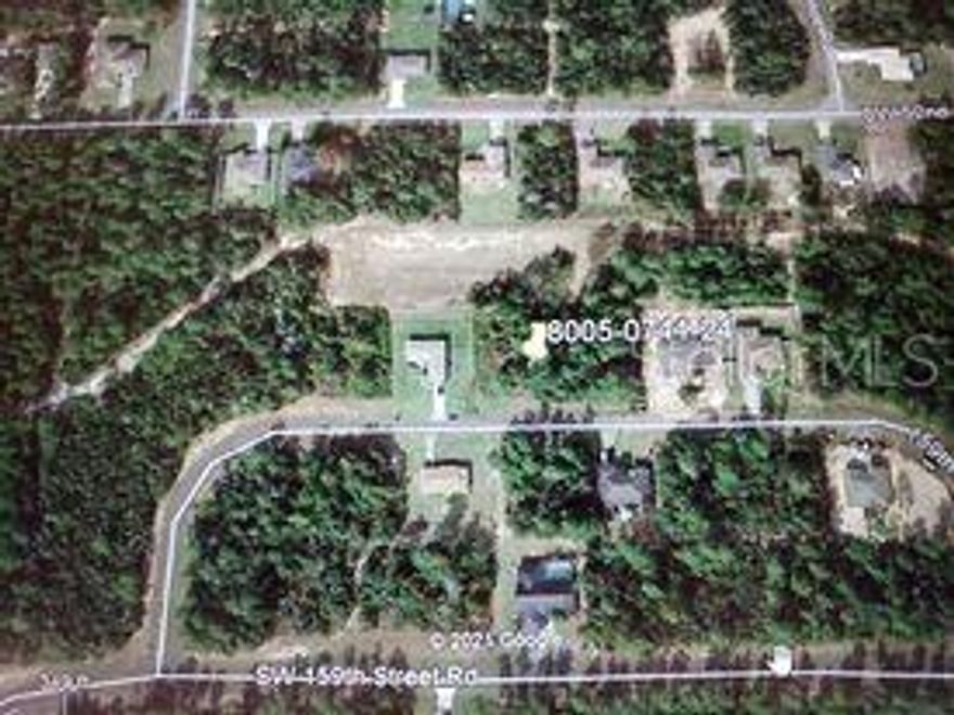 Great building lot on Marion Oaks Unit 5. Backs to what is currently a green area, was formally the Marion Oaks Golf Course.