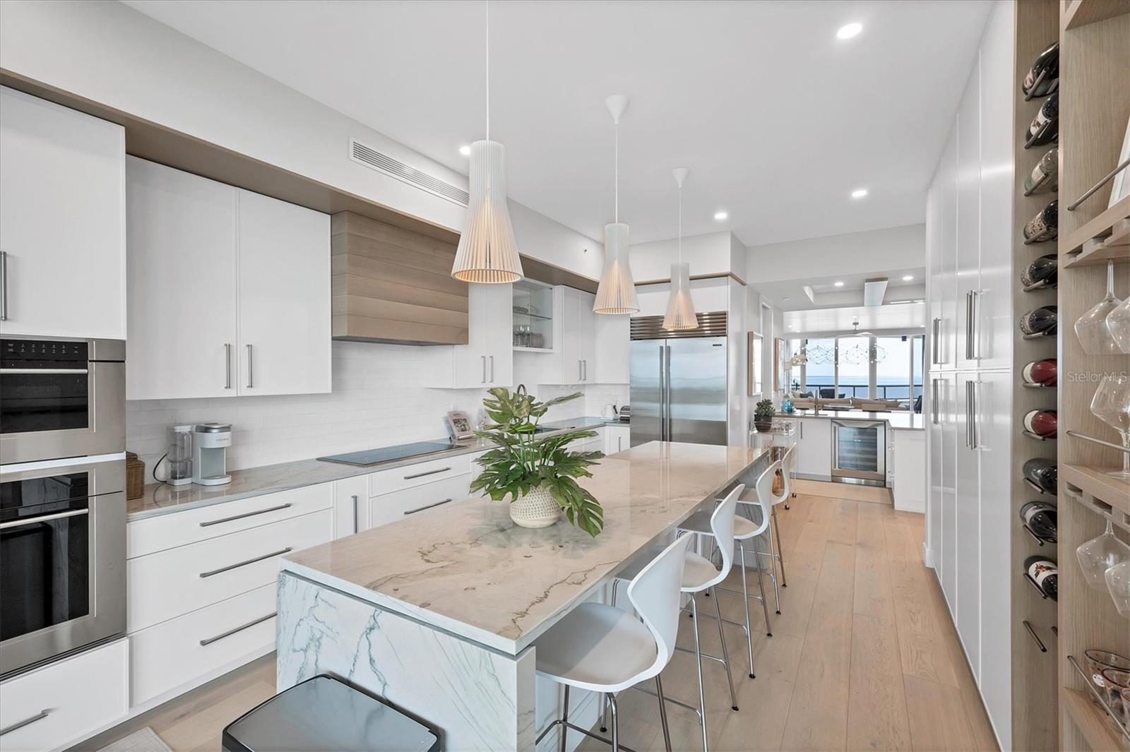 L AMBIANCE AT LONGBOAT KEY CLUB PH 02 - Residential
