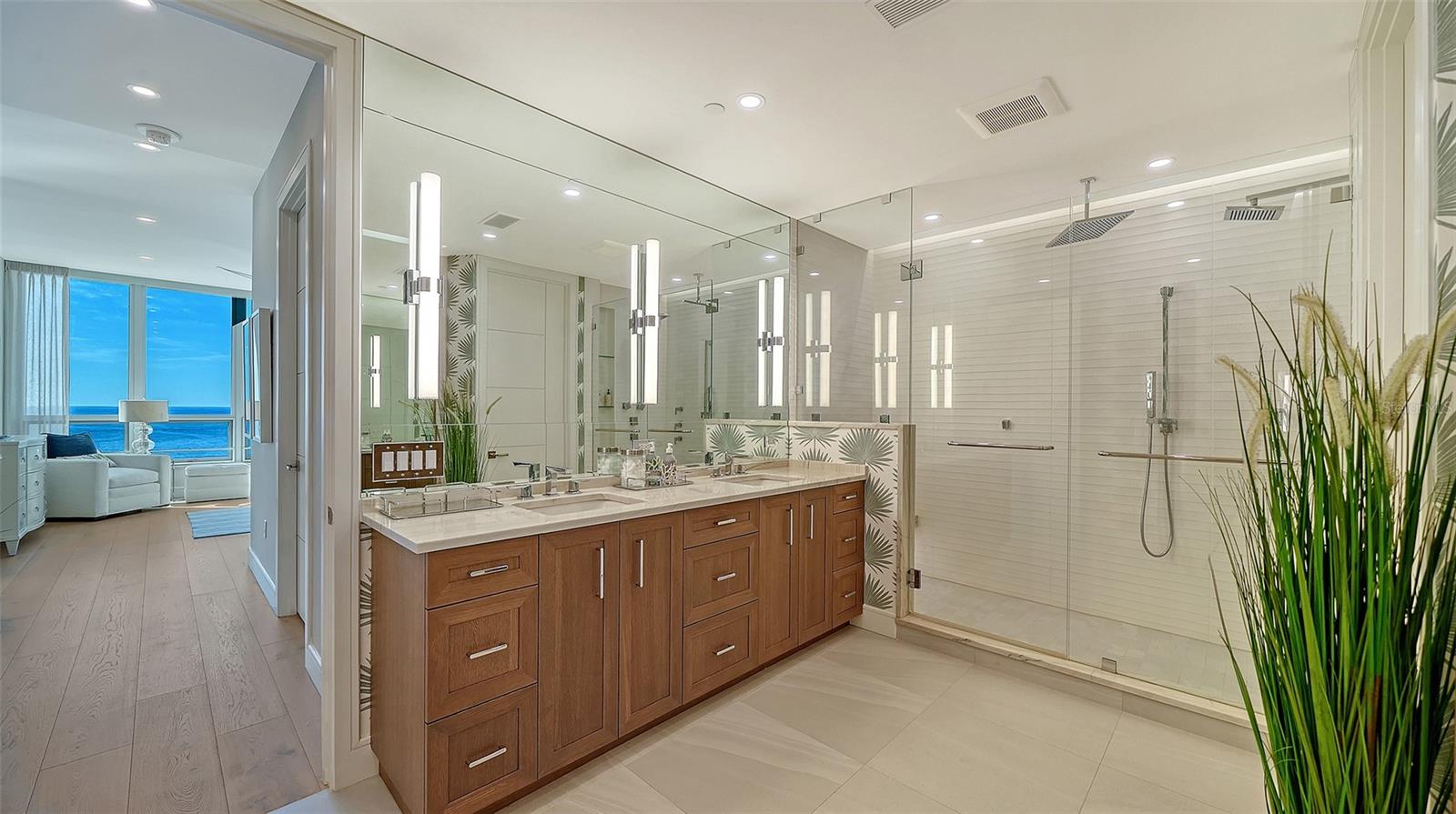 L AMBIANCE AT LONGBOAT KEY CLUB PH 02 - Residential