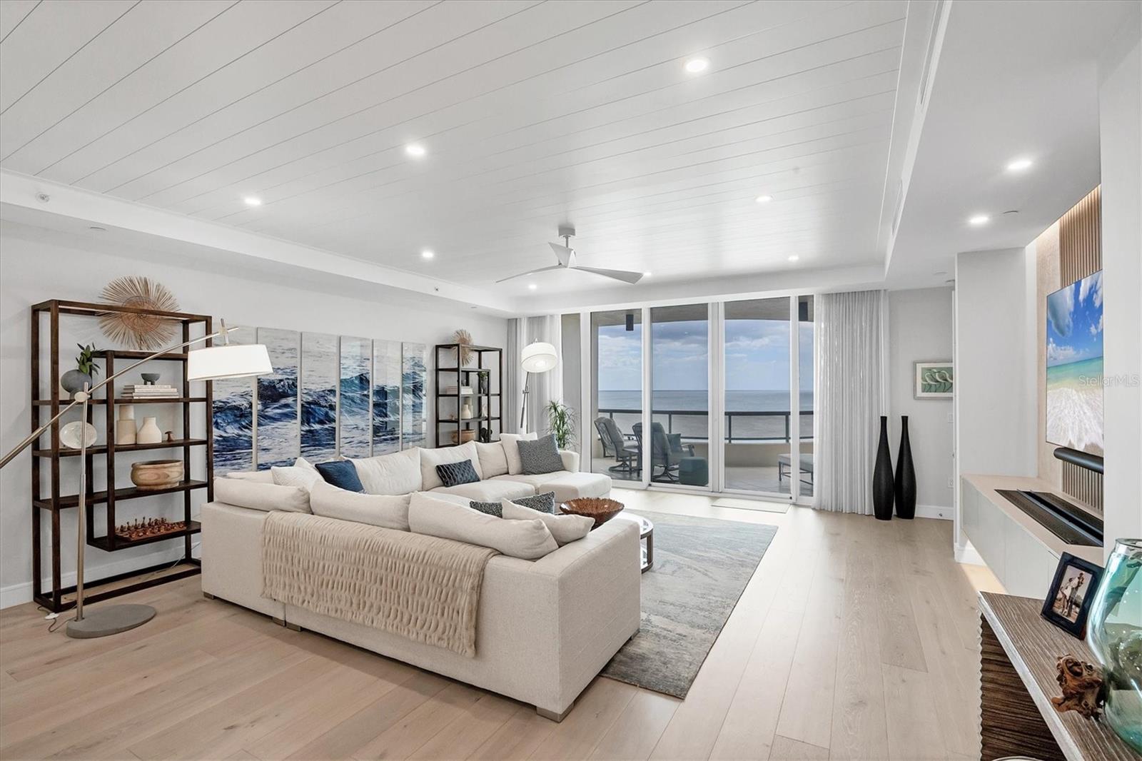 L AMBIANCE AT LONGBOAT KEY CLUB PH 02 - Residential