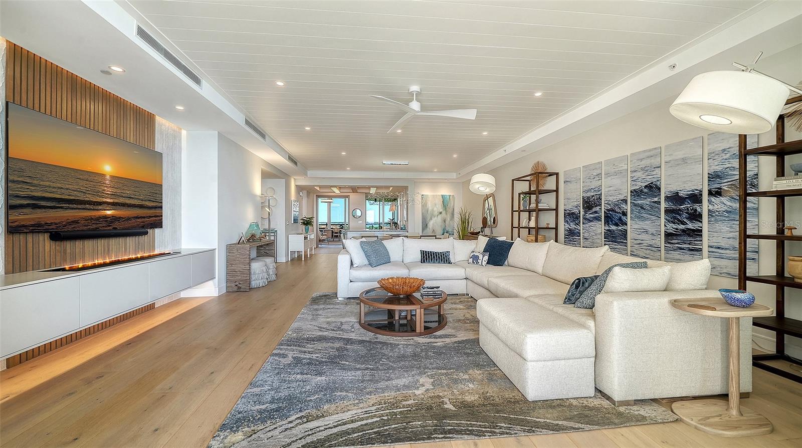 L AMBIANCE AT LONGBOAT KEY CLUB PH 02 - Residential