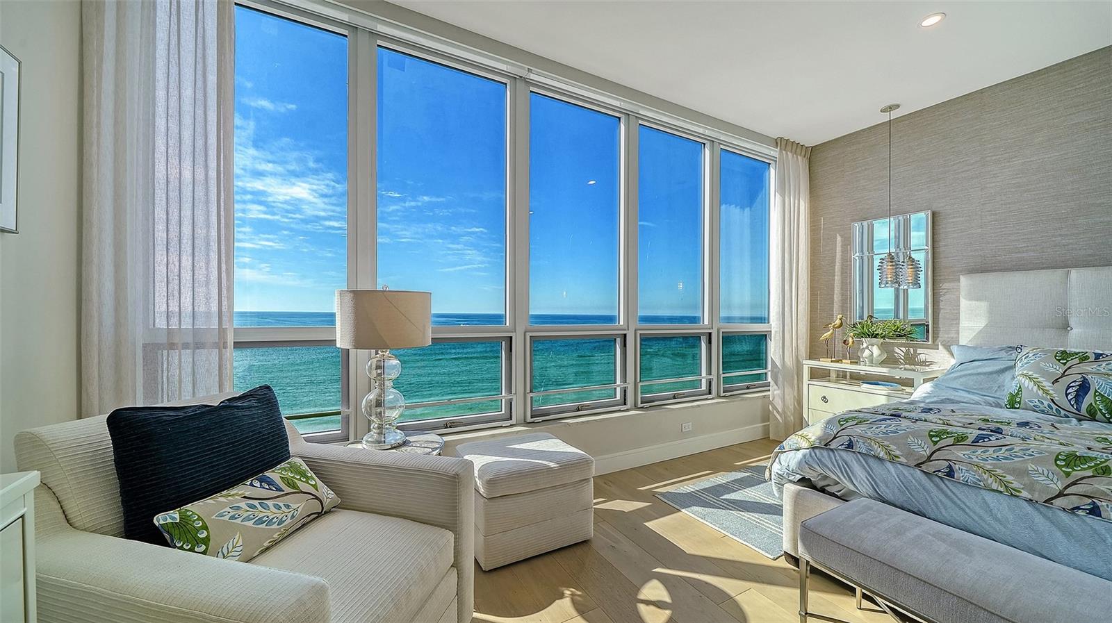 L AMBIANCE AT LONGBOAT KEY CLUB PH 02 - Residential