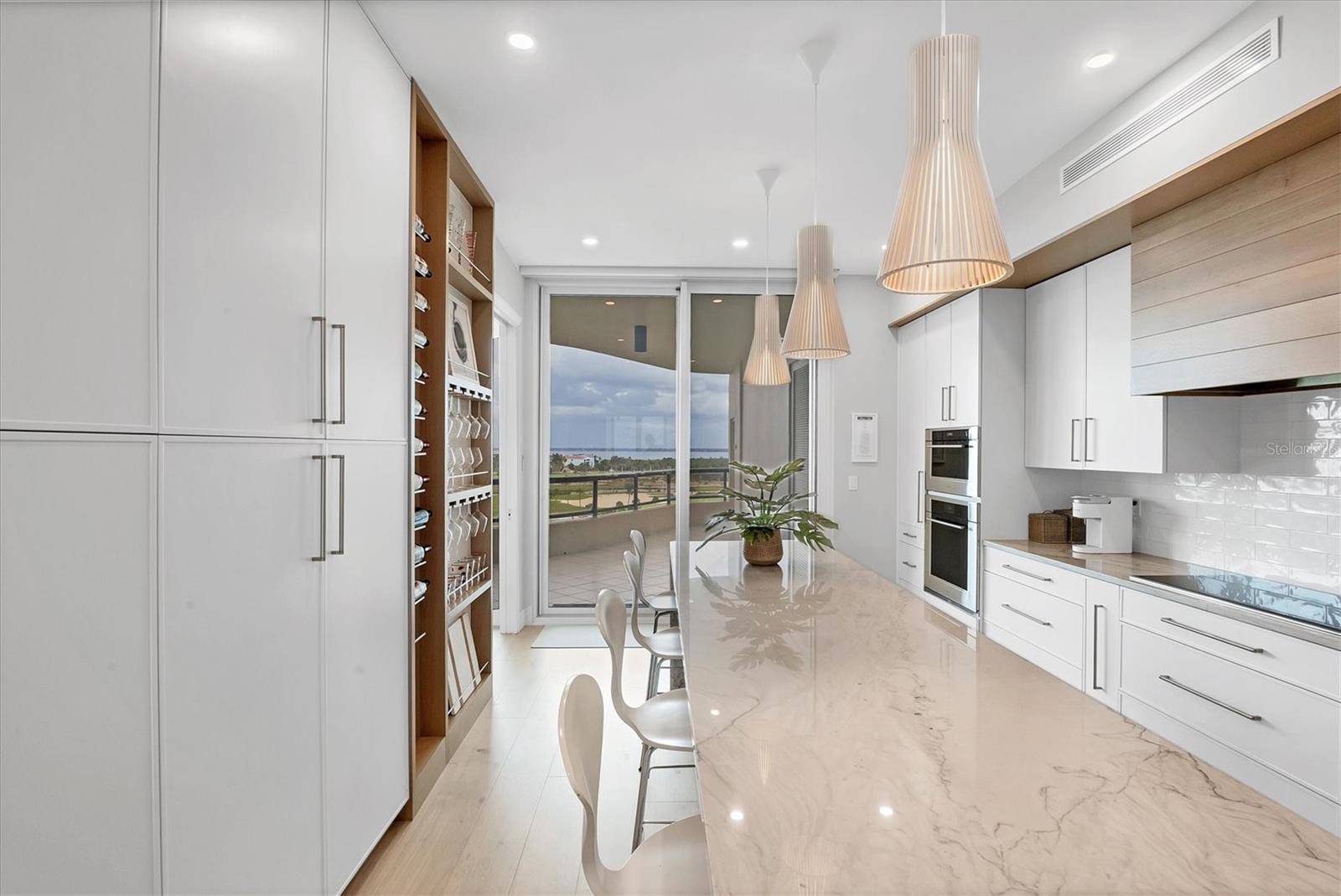 L AMBIANCE AT LONGBOAT KEY CLUB PH 02 - Residential