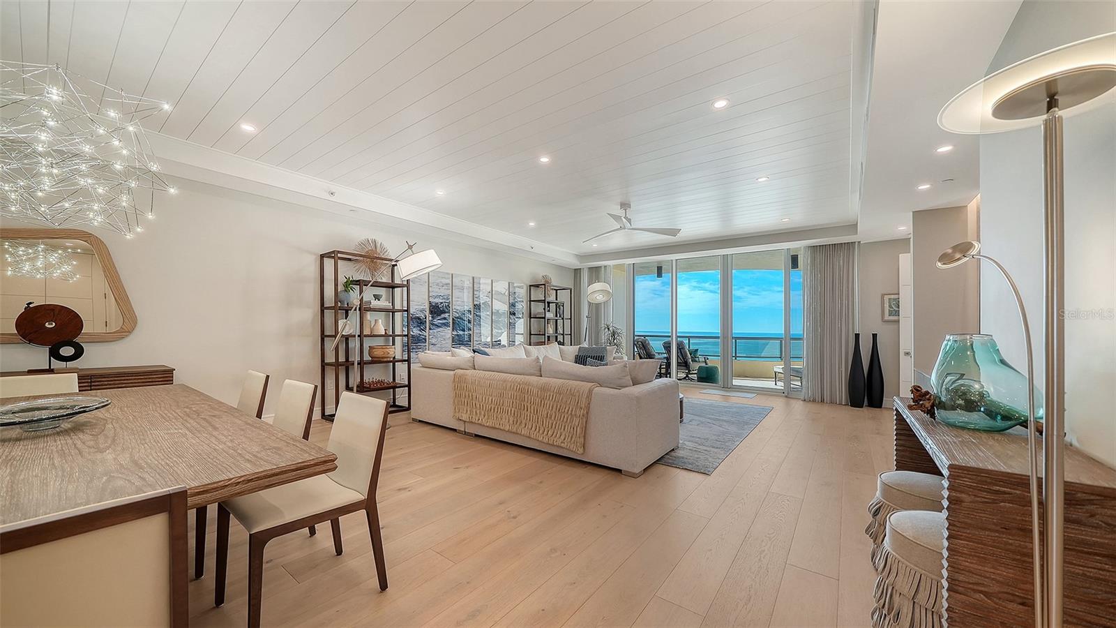 L AMBIANCE AT LONGBOAT KEY CLUB PH 02 - Residential