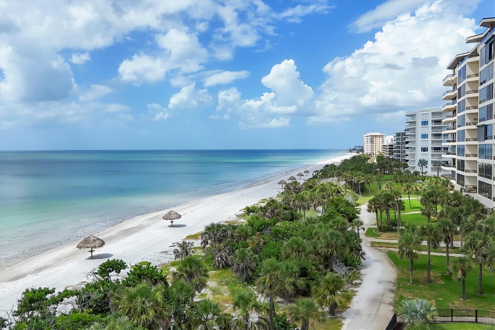 L AMBIANCE AT LONGBOAT KEY CLUB PH 02 - Residential