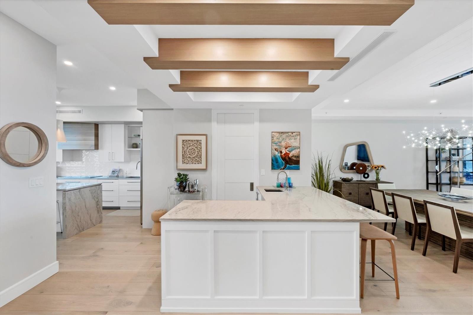 L AMBIANCE AT LONGBOAT KEY CLUB PH 02 - Residential
