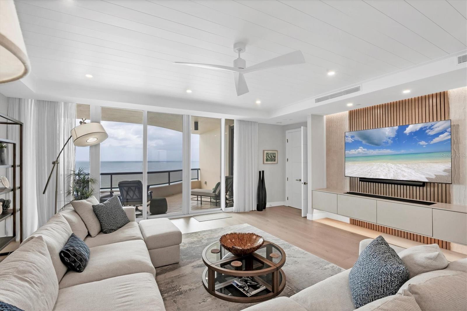 L AMBIANCE AT LONGBOAT KEY CLUB PH 02 - Residential