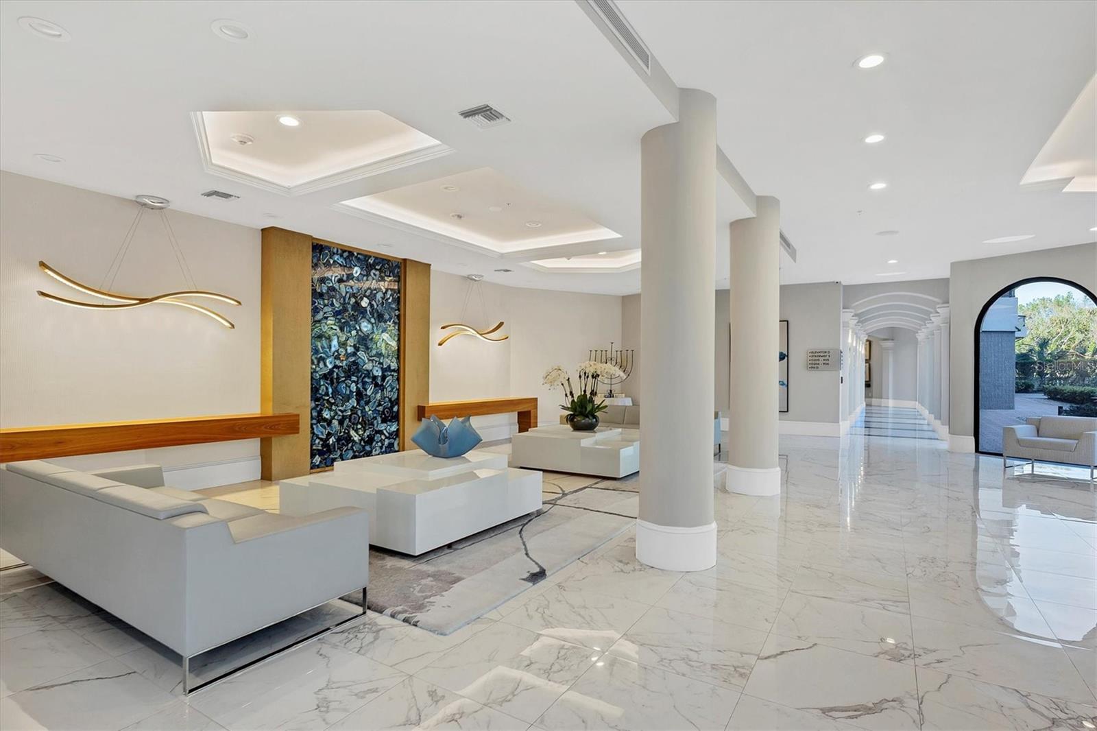 L AMBIANCE AT LONGBOAT KEY CLUB PH 02 - Residential