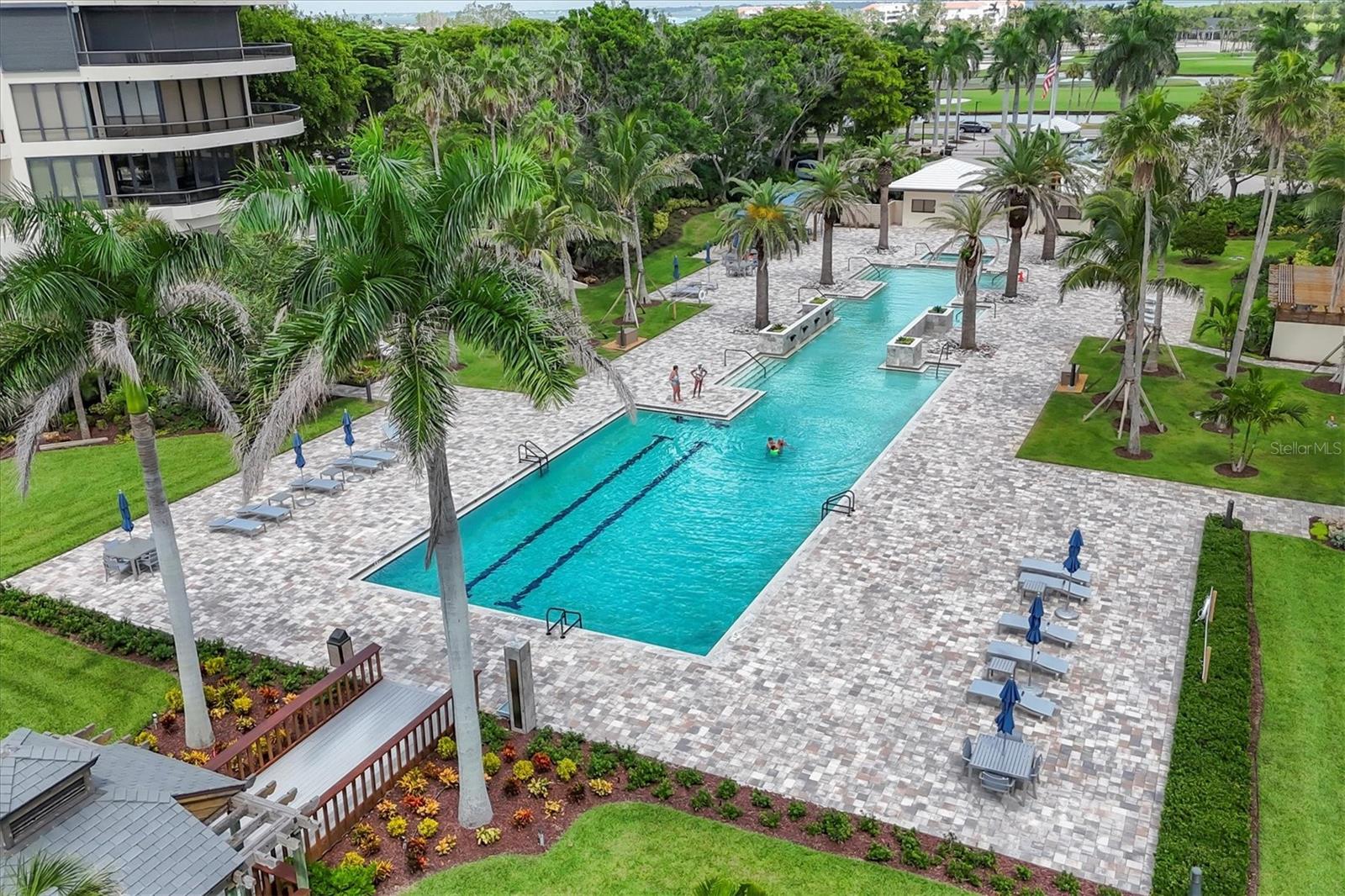 L AMBIANCE AT LONGBOAT KEY CLUB PH 02 - Residential