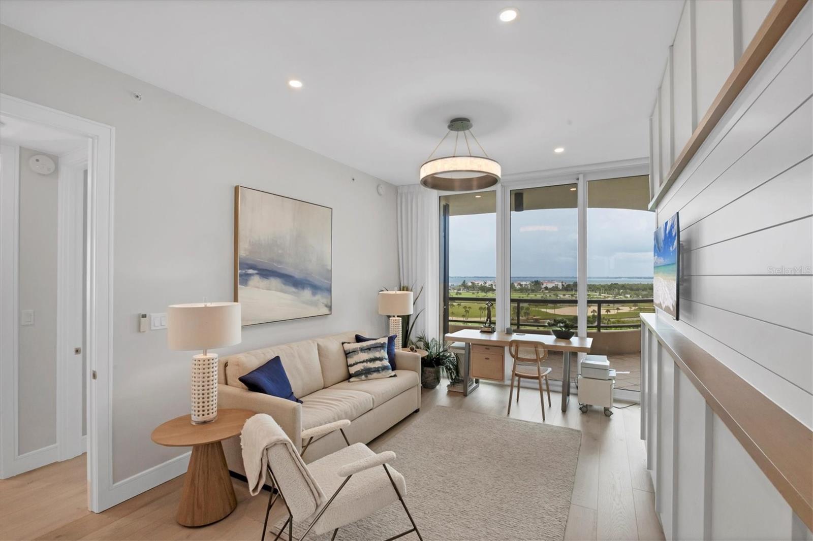 L AMBIANCE AT LONGBOAT KEY CLUB PH 02 - Residential