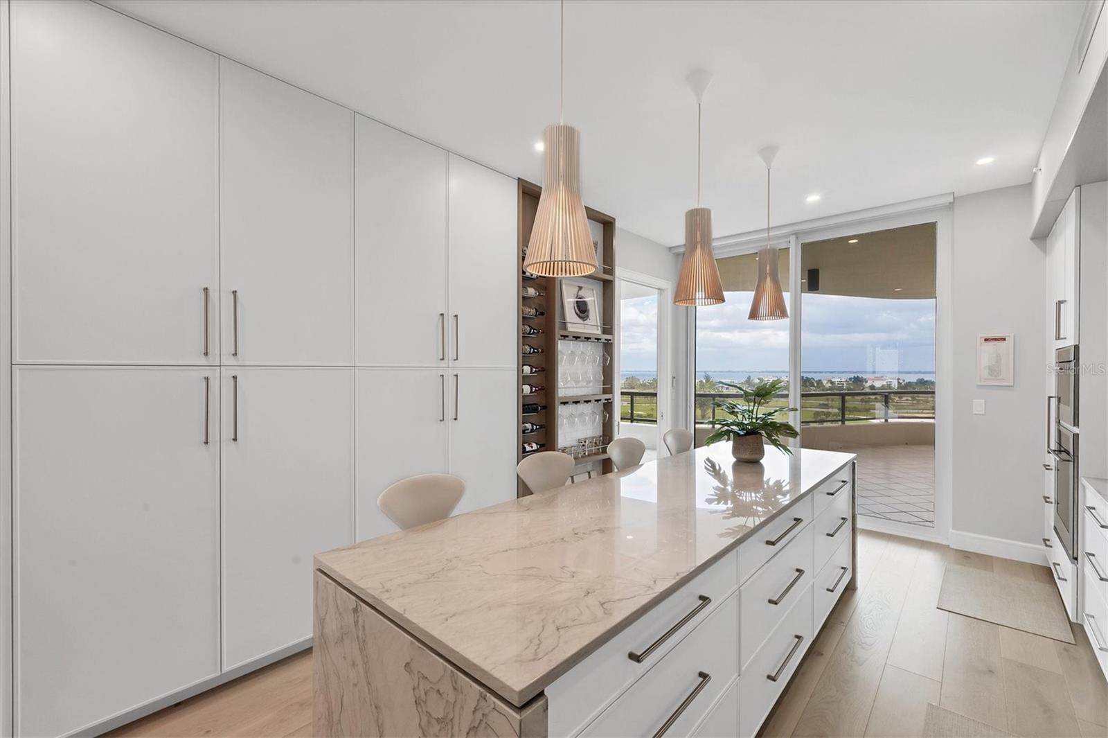 L AMBIANCE AT LONGBOAT KEY CLUB PH 02 - Residential
