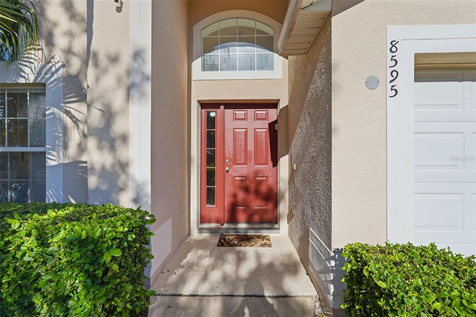 8595 SUNRISE KEY DRIVE