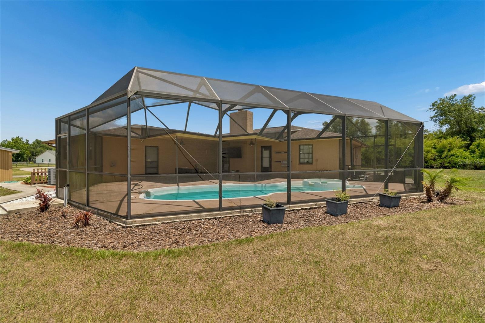 MIDWAY ACRES - Residential