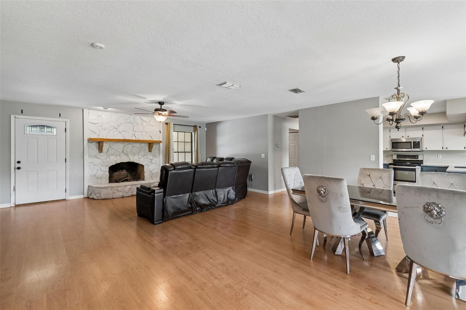 MIDWAY ACRES - Residential