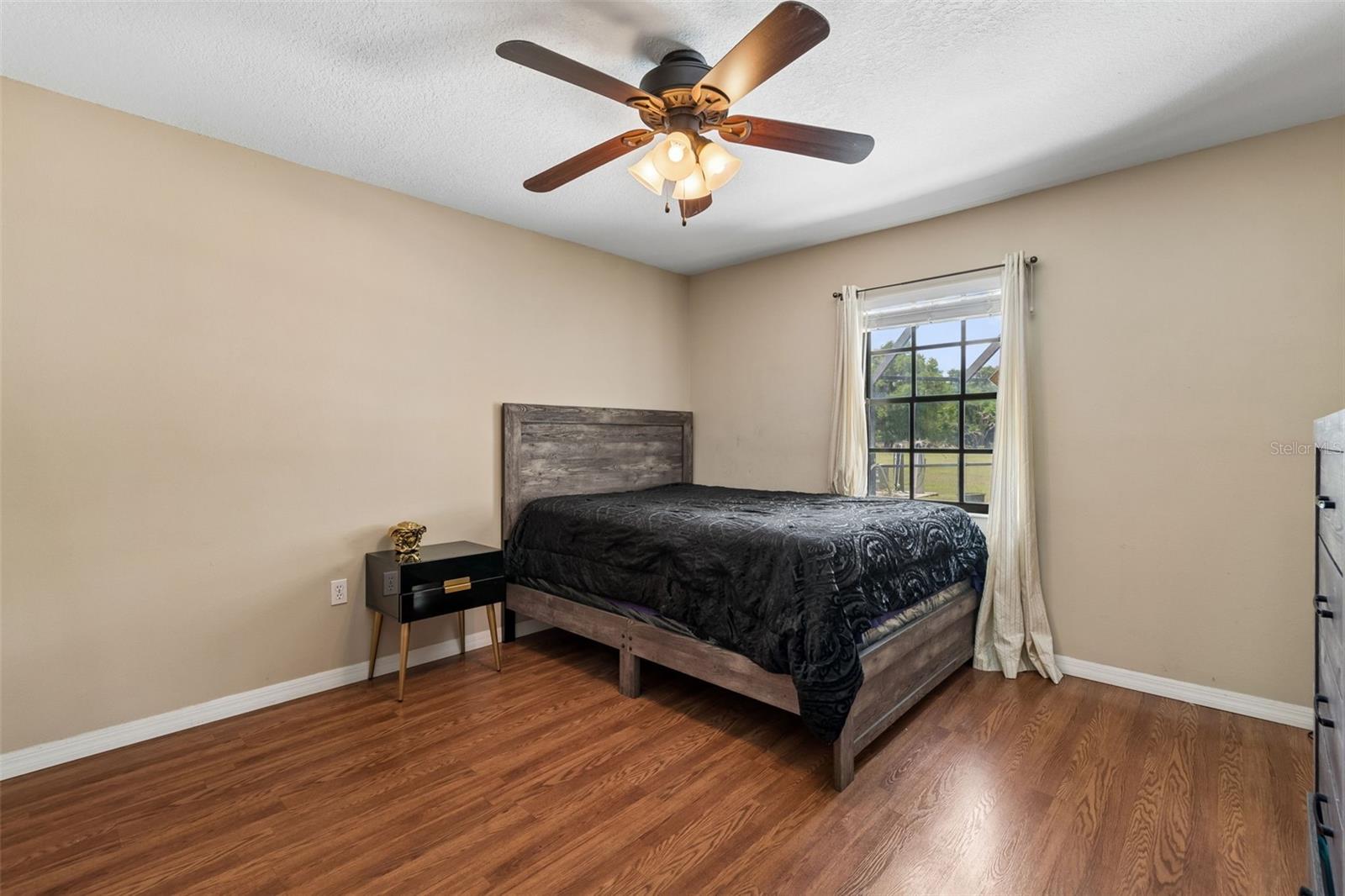 MIDWAY ACRES - Residential