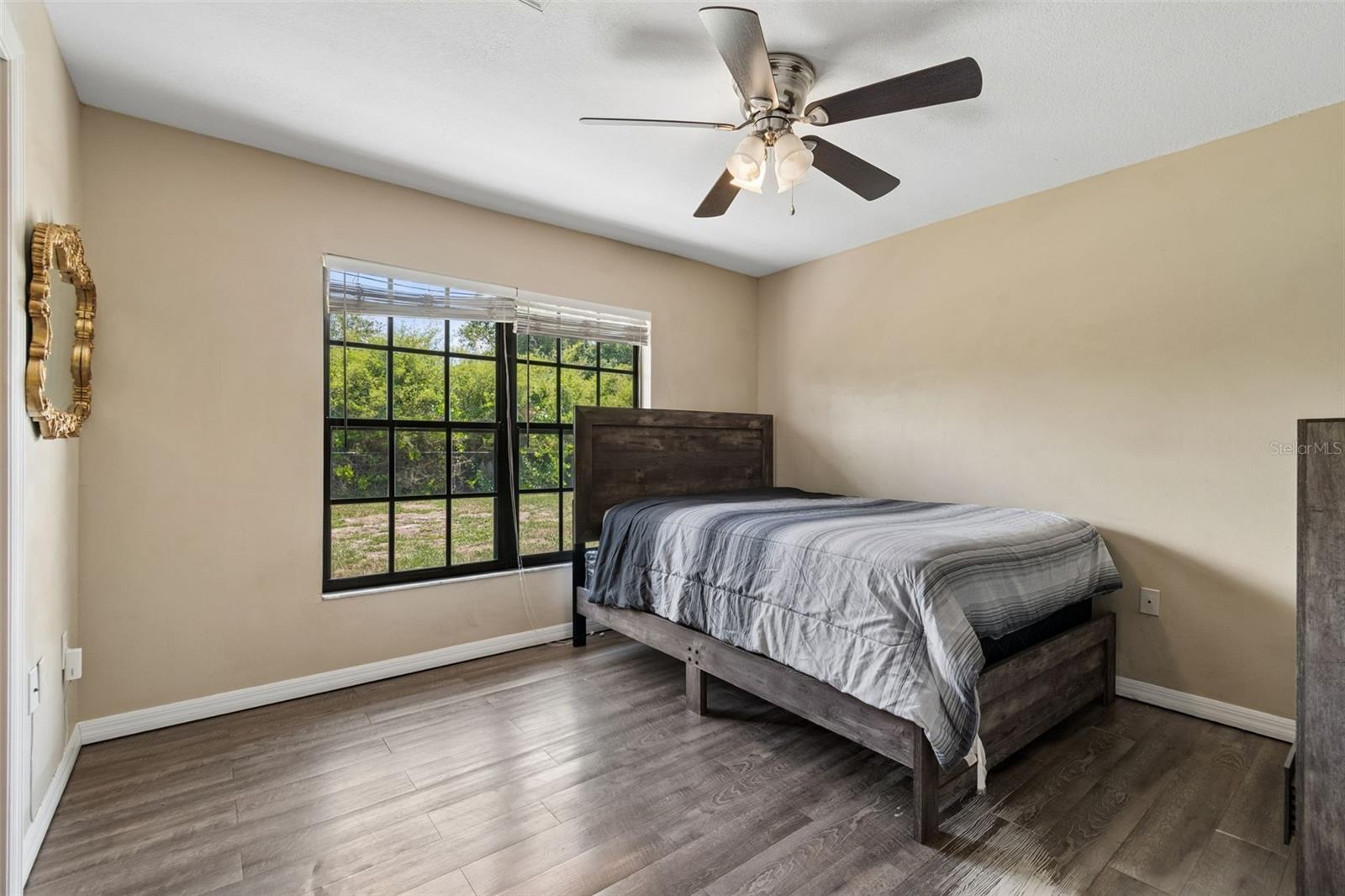 MIDWAY ACRES - Residential
