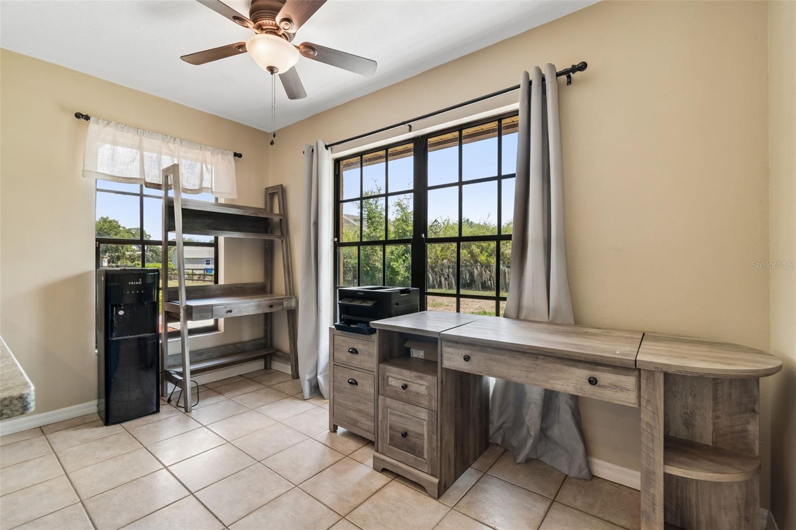 MIDWAY ACRES - Residential