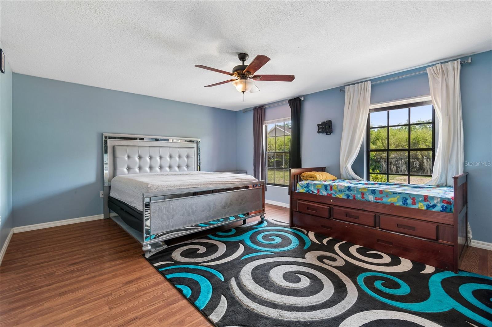 MIDWAY ACRES - Residential