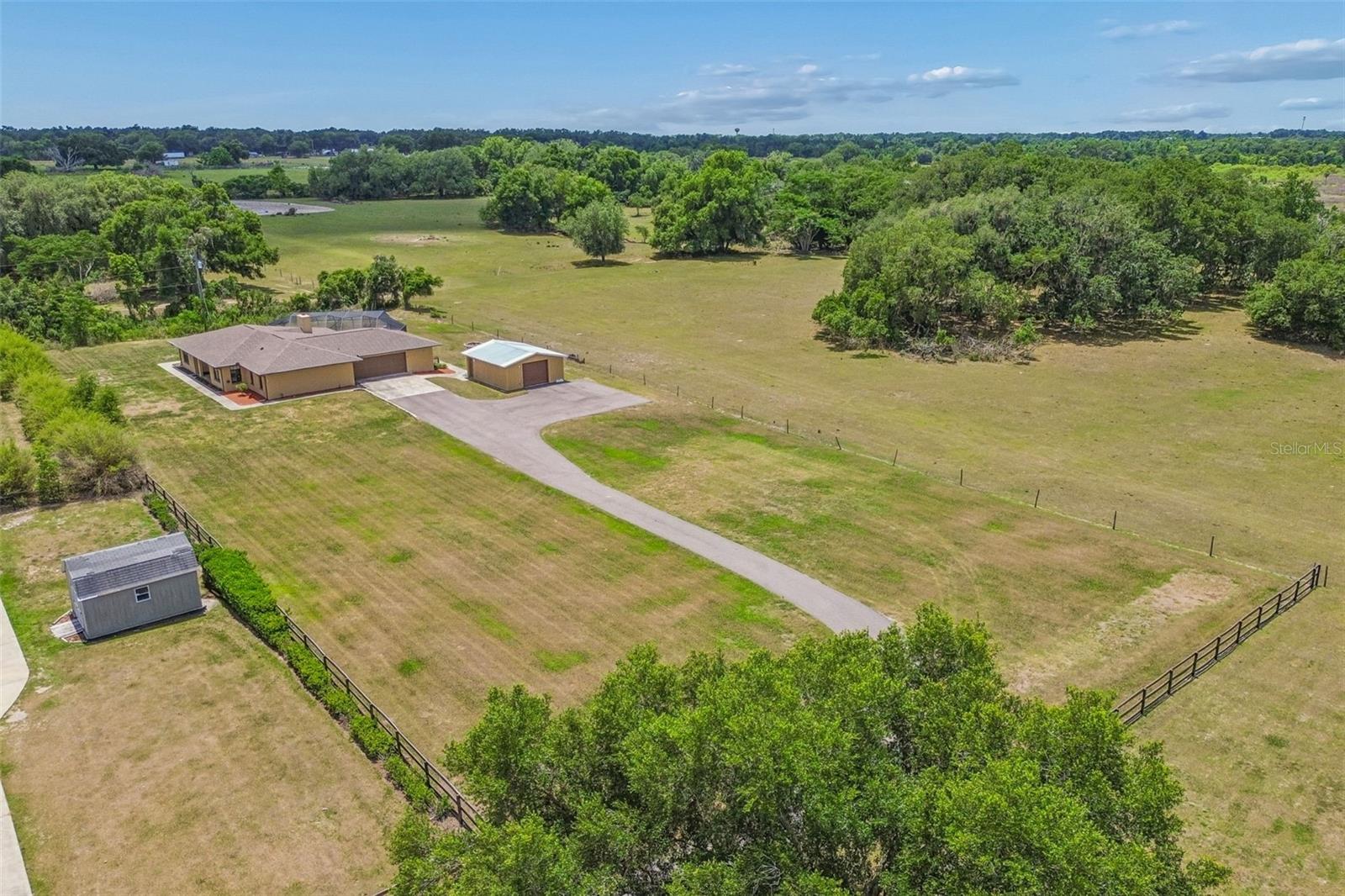 MIDWAY ACRES - Residential