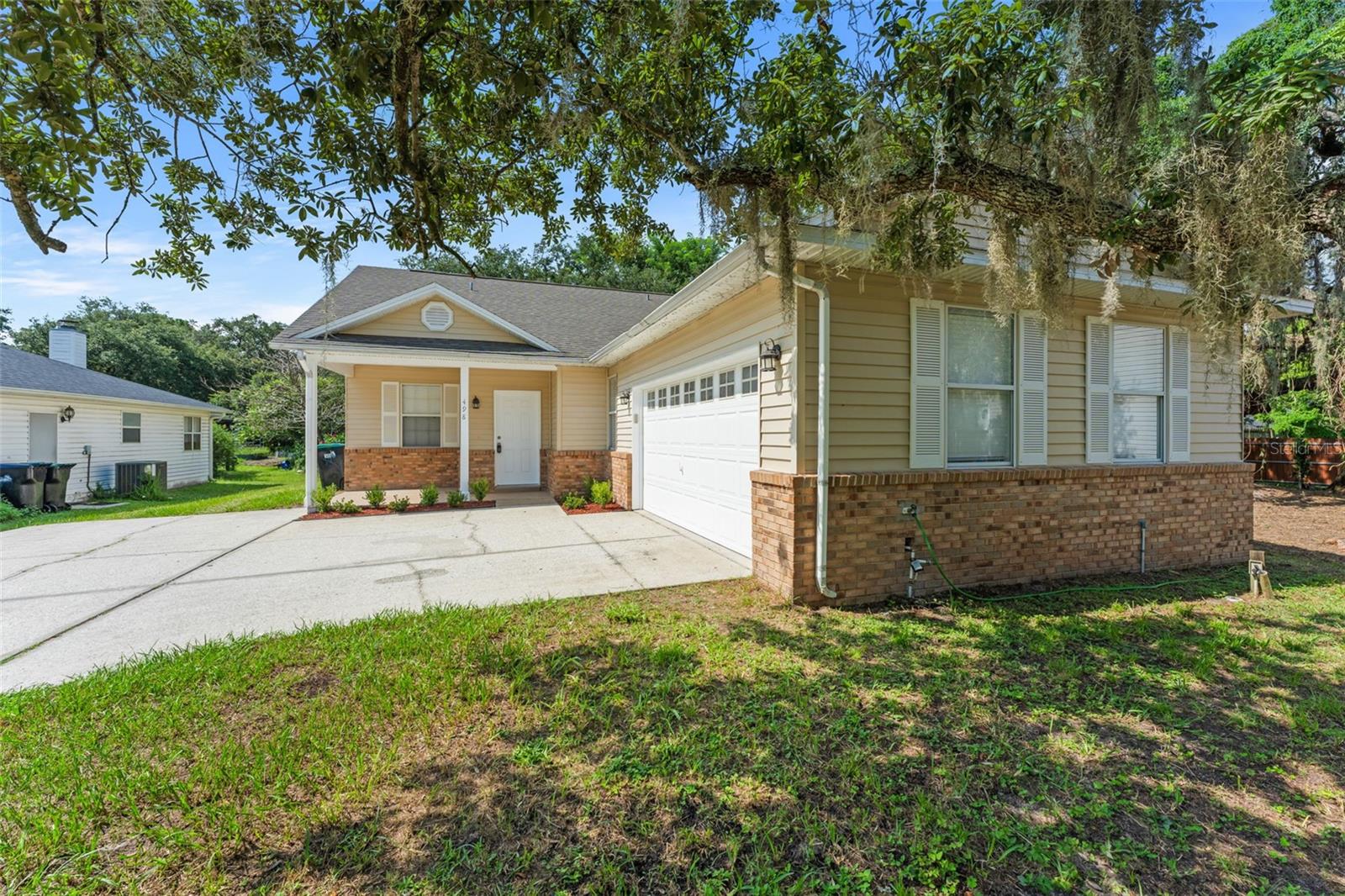 498 DEAN CREEK LANE