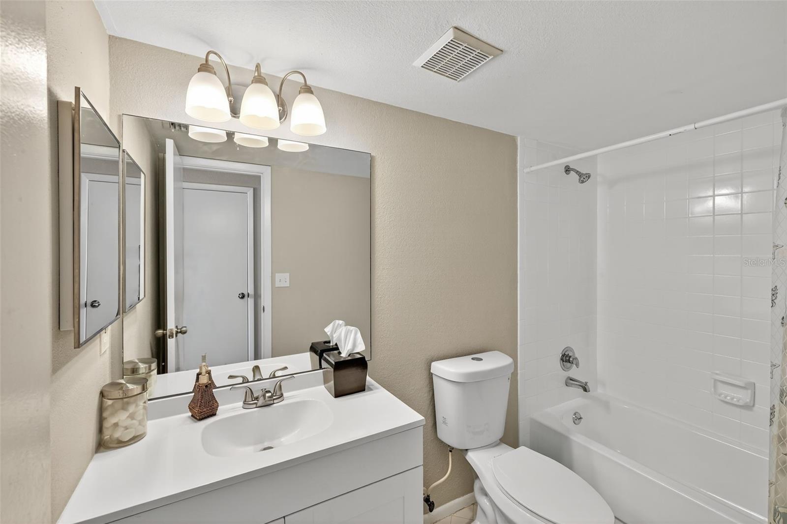 COUNTRY VILLAS - Residential