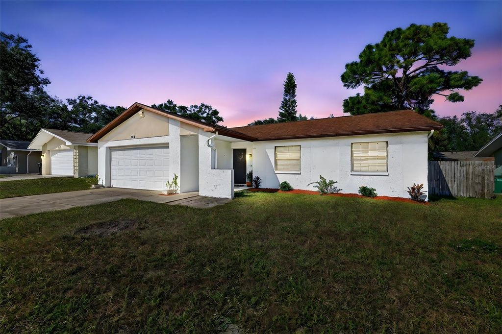 Photo of 105 Lotus Circle, Safety Harbor, FL 34695 (MLS # TB8448385)