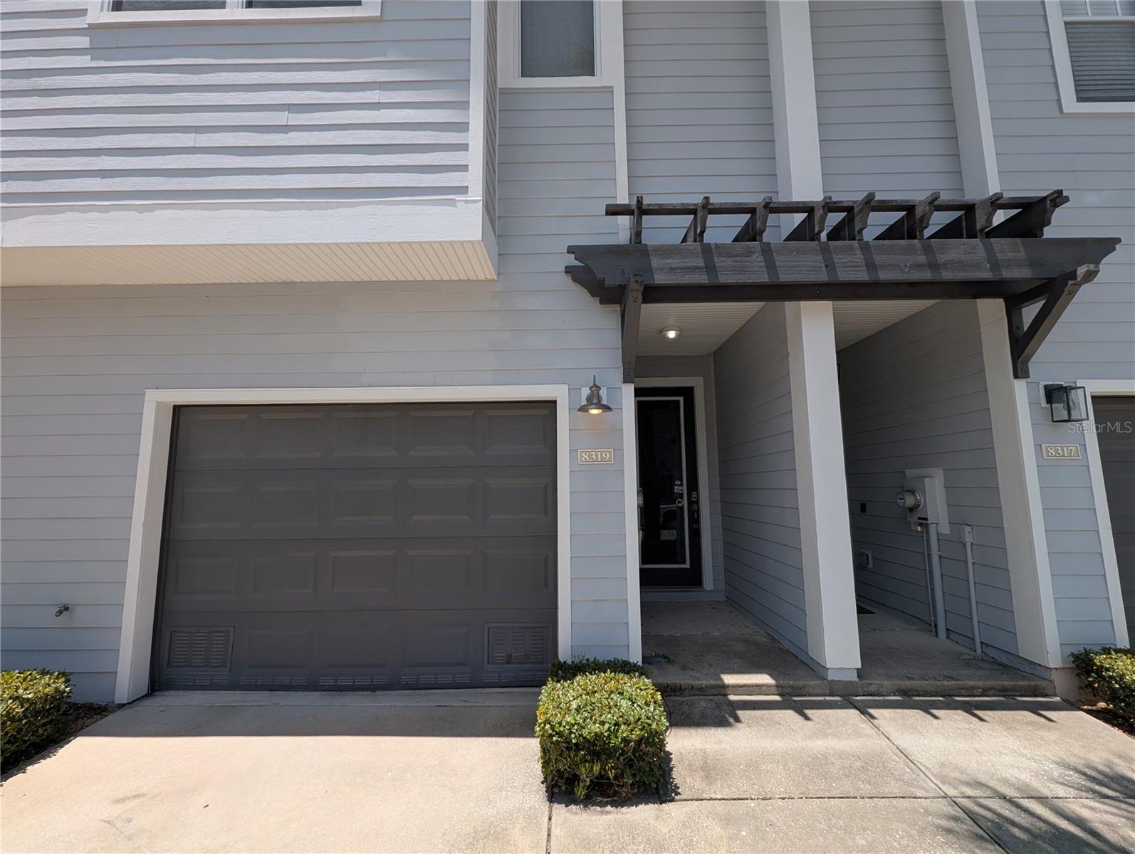 8319 KING BLOSSOM COURT