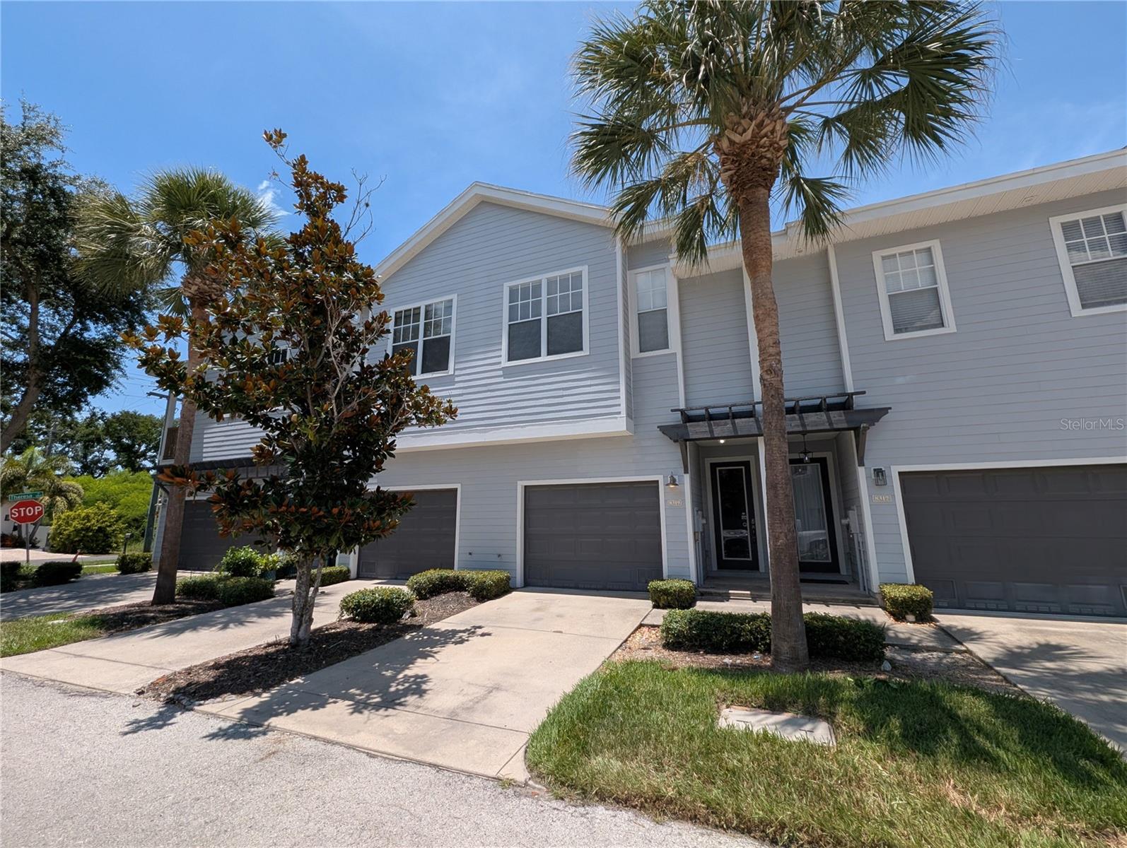 8319 KING BLOSSOM COURT