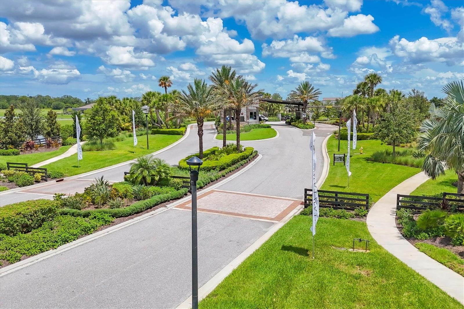 STAR FARMS AT LAKEWOOD RANCH - Residential Lease