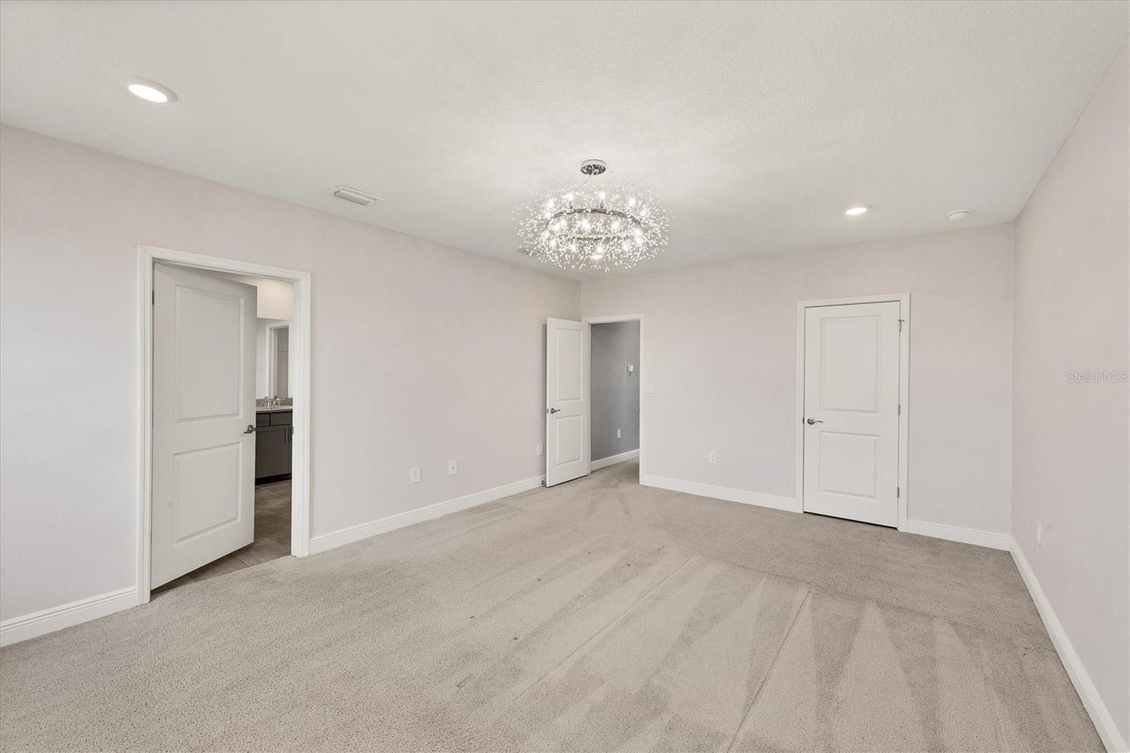 STAR FARMS AT LAKEWOOD RANCH - Residential Lease