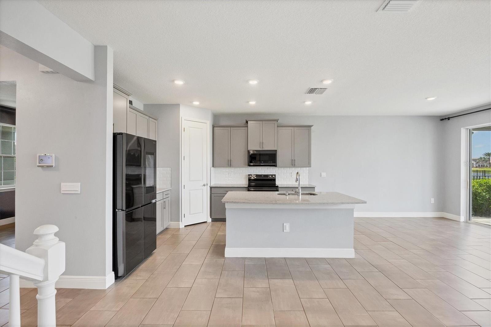 STAR FARMS AT LAKEWOOD RANCH - Residential Lease