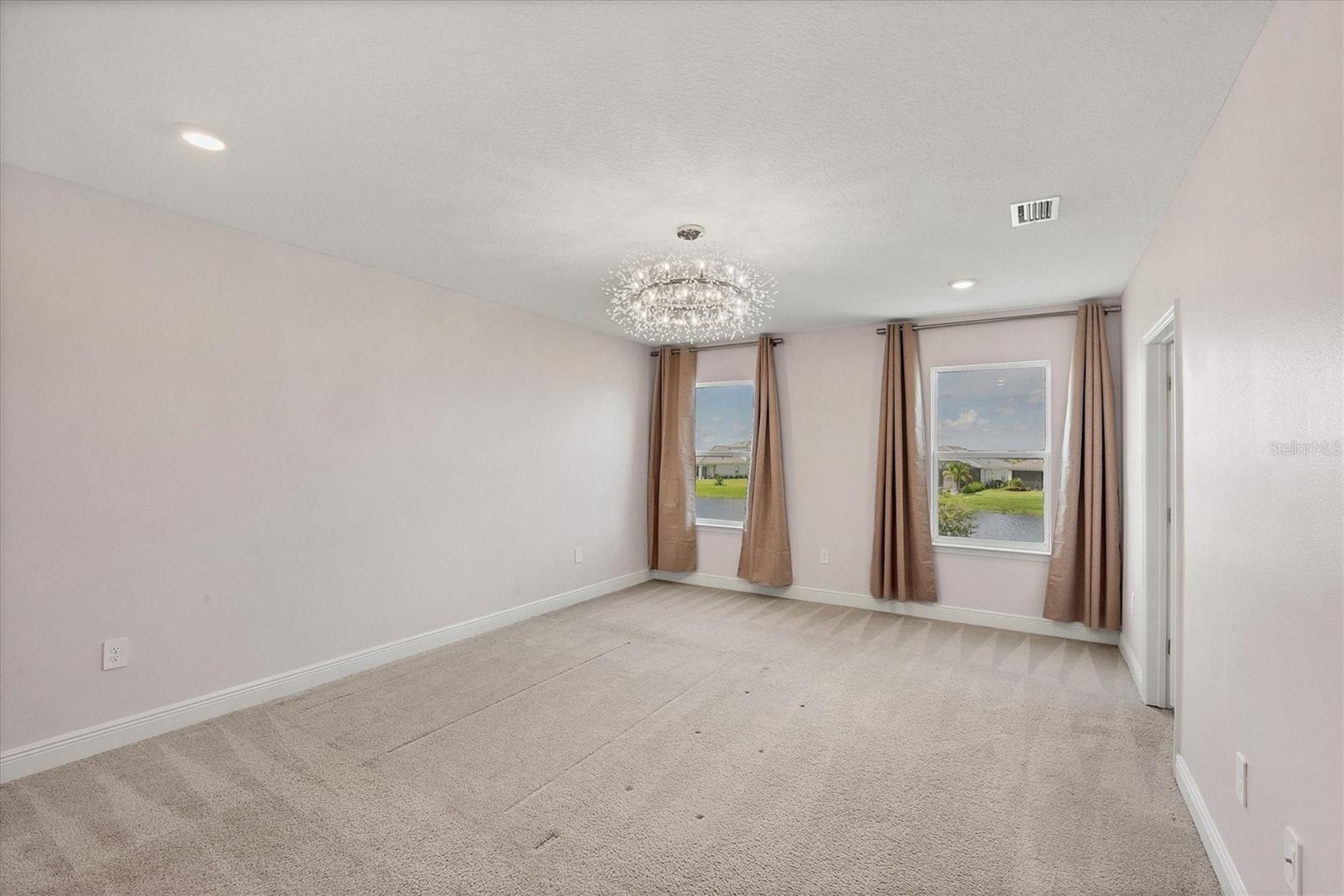 STAR FARMS AT LAKEWOOD RANCH - Residential Lease