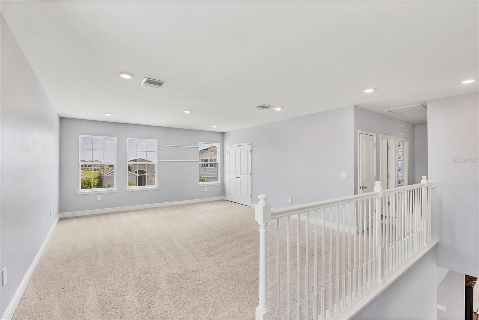 STAR FARMS AT LAKEWOOD RANCH - Residential Lease