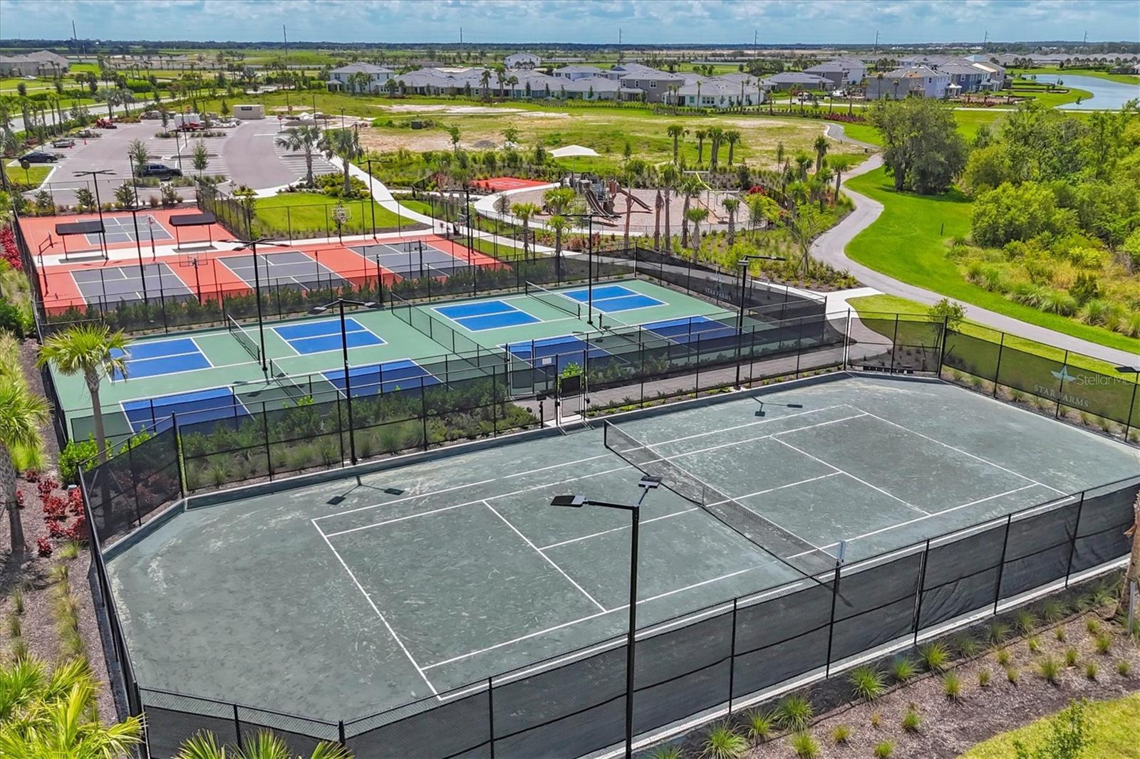 STAR FARMS AT LAKEWOOD RANCH - Residential Lease