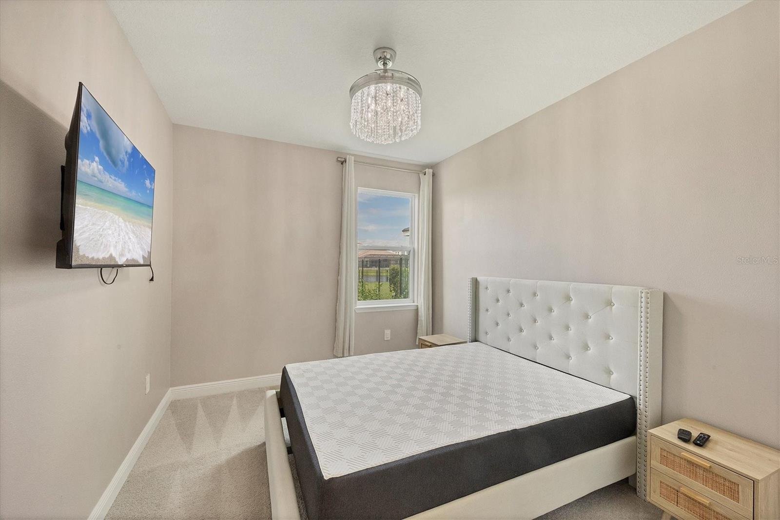 STAR FARMS AT LAKEWOOD RANCH - Residential Lease