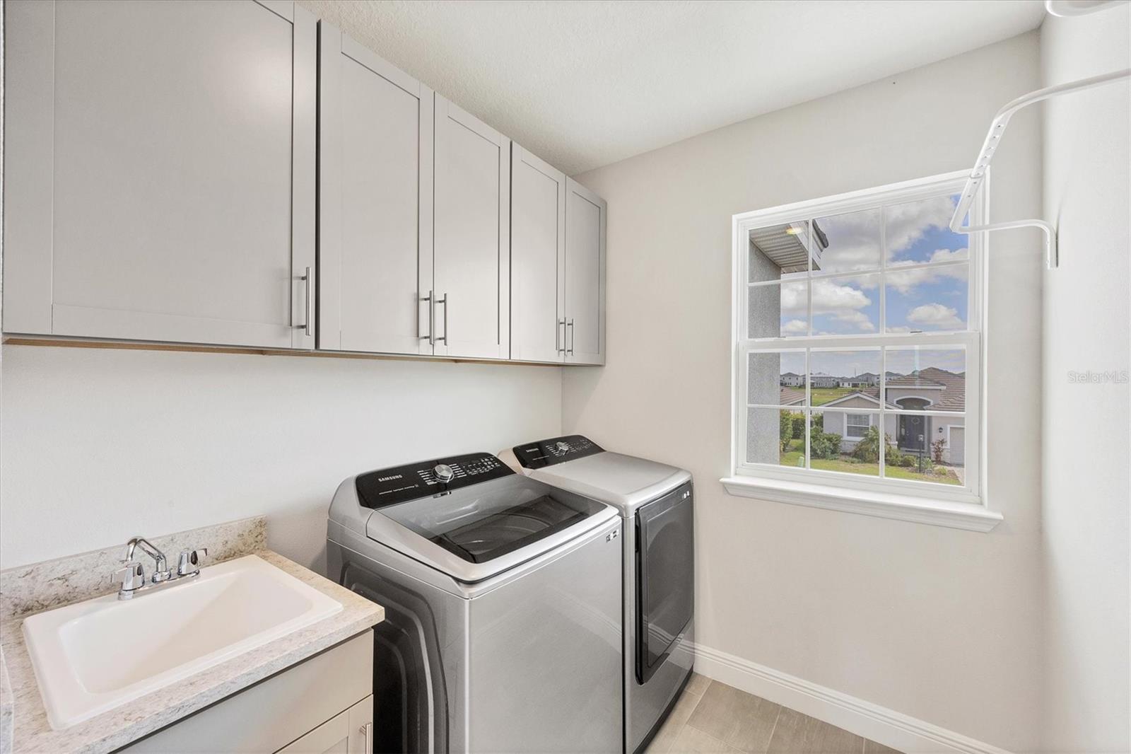 STAR FARMS AT LAKEWOOD RANCH - Residential Lease