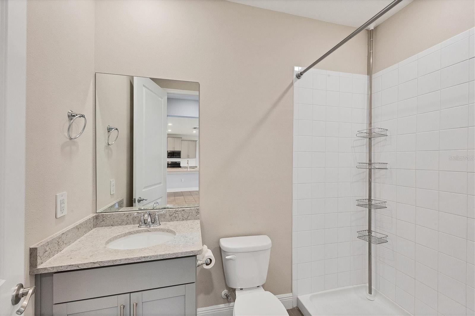 STAR FARMS AT LAKEWOOD RANCH - Residential Lease
