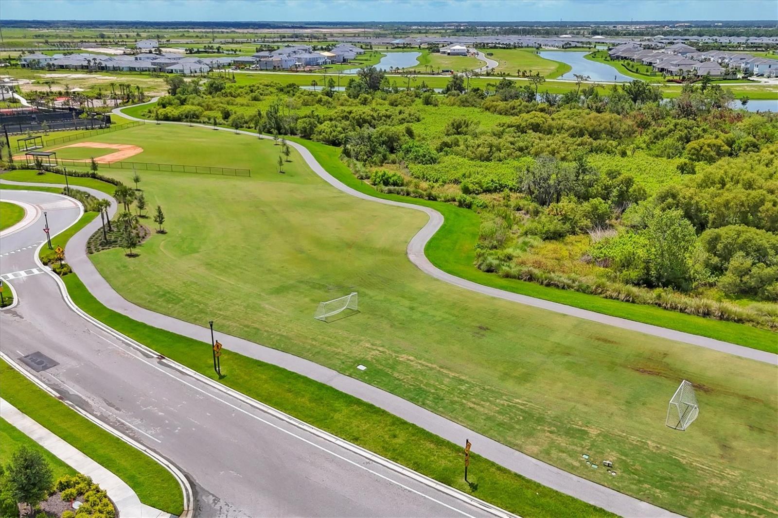 STAR FARMS AT LAKEWOOD RANCH - Residential Lease